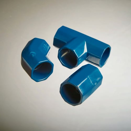 FlowGuard-CPVC-azul-conexiones-detalle